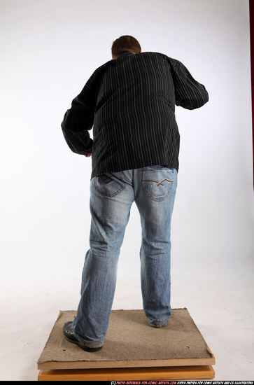 Man Adult Chubby White Fighting with knife Standing poses Casual