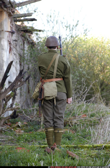 Man Adult Average White Fighting with rifle Standing poses Army