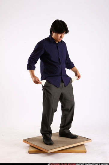 Man Adult Average Daily activities Standing poses Casual Asian