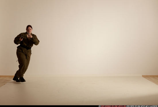 Woman Adult Average White Fighting with gun Moving poses Army