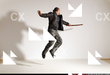 2014 08 SMAX STREETFIGHTER DAIKATANA JUMP POSE1 105