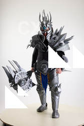 Yelvik Cosplay Lich King With Mace 01