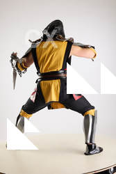 Yelvik Cosplay Scorpion Fighting Pose Dagger 04