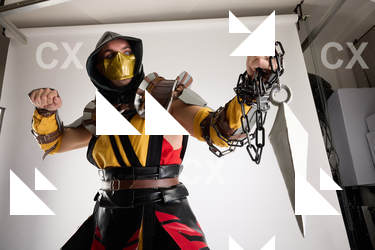 Yelvik Cosplay Scorpion Fighting Pose Dagger 10