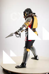 Yelvik Cosplay Scorpion Fighting Pose Dagger 02