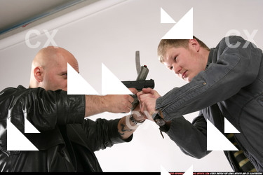 JANISONE CLOSE FIGHT PISTOL VS KATANA