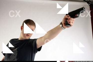 JANISONE_JANISONE SHOOTER-AIMING-PISTOL