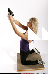 Luisianna-kneeling-shooting-up