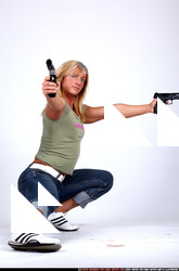 JANNIE-WOMAN-DUAL-PISTOLS-POSE