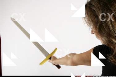 TEANORA OVERSHOULDER ATTACK SWORD