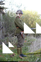 ww1-infantry-reloading-rifle