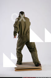 soldier2-knife-front-attack