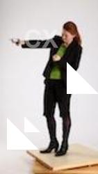 nadiya-revolver-pose1