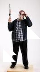 SLAVOJ GUARDING POSE AK SUNGLASSES