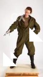 nadiya-army-uzi-pose1