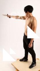 keiji-aiming-shooting-flintlock1