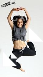 smax-angelica-dance-jump-arms-up-bend-knees