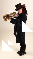 victoria-steampunk-blaster-rifle-aiming-pose1