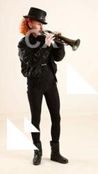 victoria-steampunk-saxhorn-pose