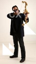 jerry-steampunk-bow-aiming