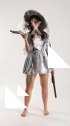 LUCI_AVIOL STANDING POSE WITH GUN AND SWORD