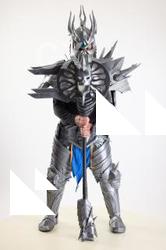 Yelvik_Cosplay_Lich_King_With_Mace