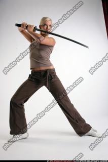 IVA DEFEND POSE KATANA 04.jpg