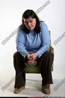 oldwoman2-sitting