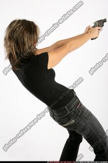 woman-shooting-pistol