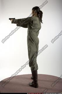 troopergirl-pistol-pose1