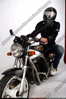 biker-riding-leaning