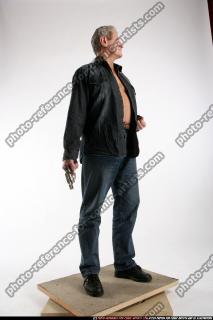 2009 03 JINDRICH REVOLVER POSE1 07 C.jpg