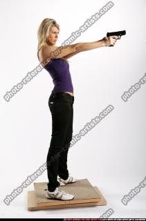 2009 04 LUISIANNA PISTOL POSE1 02 B.jpg