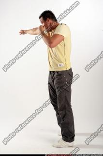 2009 04 JOHNNY PUNCH POSE2 05.jpg