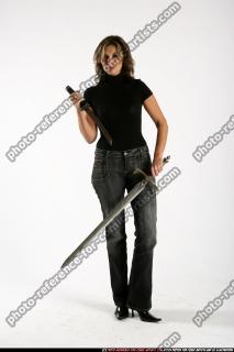 ANDRIA-STANDING-DOUBLE-KNIVES