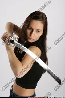 2009 05 JESSICA DEFEND POSE KATANA 11.jpg