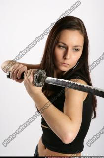 2009 05 JESSICA DEFEND POSE KATANA 09.jpg