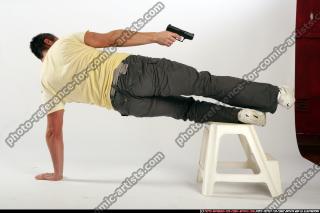 2009 05 JOHNNY MIDAIR POSE 04.jpg