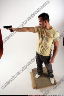 2009 06 JOHNNY PISTOL POSE1 06 A.jpg