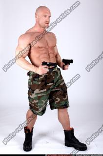 armyman-dual-pistols-pose2