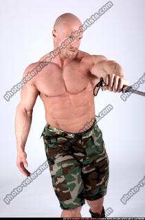 armyman-front-attack-knife
