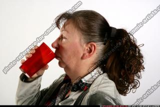 oldwoman-fe-drinking