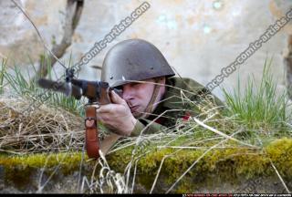 2010 03 WW1 INFANTRY LAYING AIMING RIFLE 05.jpg