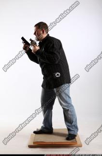 daniel-dual-pistols-pose2