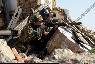 2010 08 WW2 UNIT IN COVER OBSERVING1 02.jpg