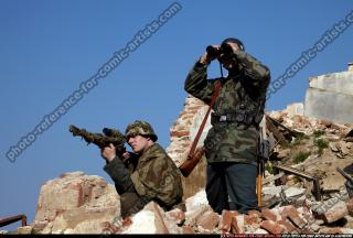 2010 08 WW2 UNIT IN COVER OBSERVING2 02.jpg