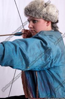 2010 12 MIANA HUNTER-SHOOTING-BOW2 14.JPG