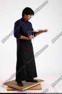 liam-waiter-dishes