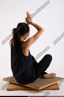 naomi-yoga-pose1