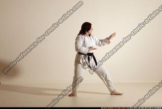 2011 05 MICHELLE SMAX KARATE POSE2 101